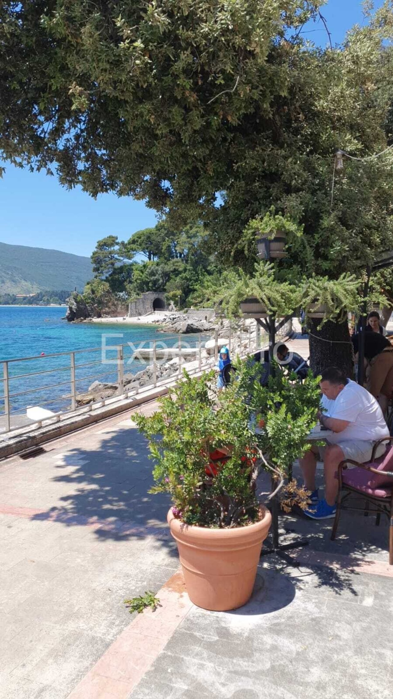 Promenade am Meer